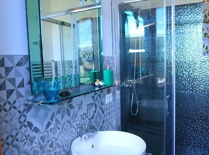 Des Artistes 3* Borzano