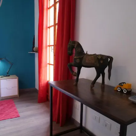 Bed & Breakfast Des Artistes Borzano