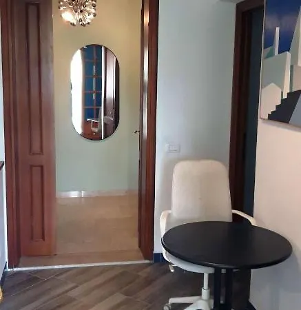 Des Artistes Bed & Breakfast 3*