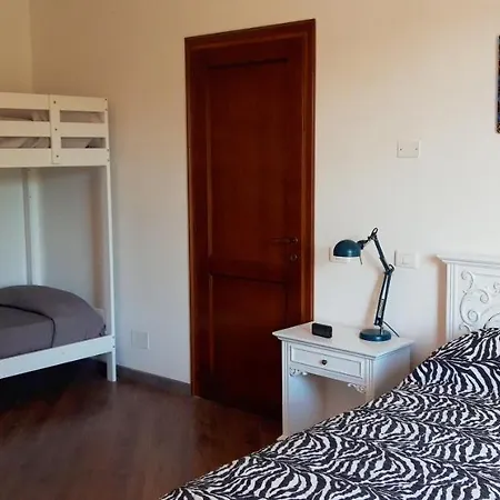 Des Artistes 3* Borzano