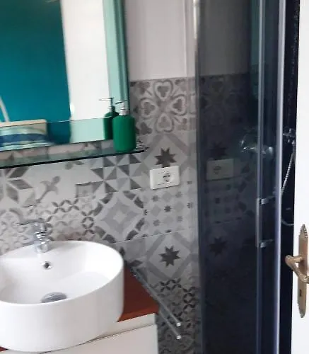 Des Artistes 3* Borzano