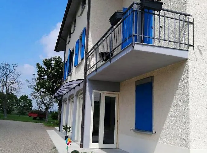 Bed & Breakfast Des Artistes Borzano