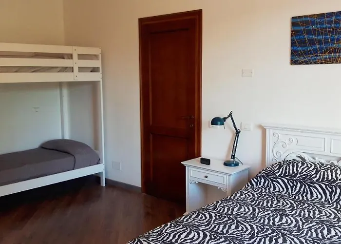 Des Artistes 3* Borzano